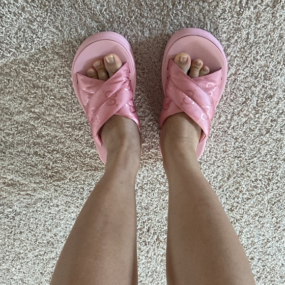 Gucci platform slides. 7-7.5 - Picture 6 of 15